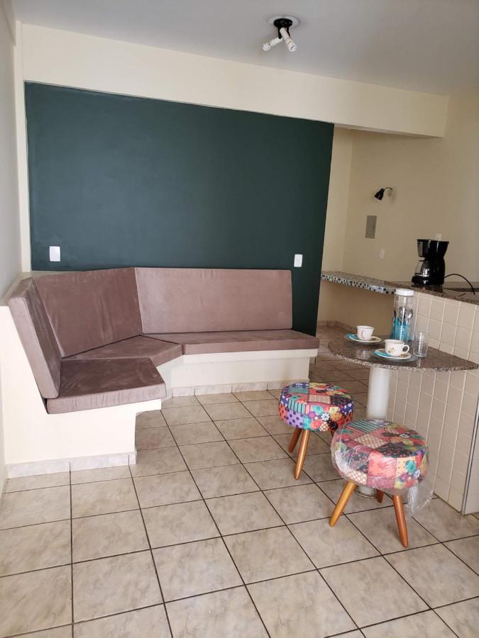 Apto Central Com Estacionamento - Faculdade Odonto Apartman Araraquara Kültér fotó