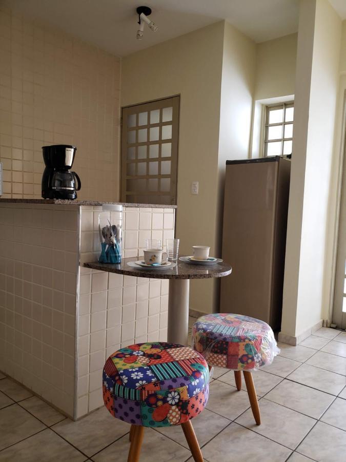 Apto Central Com Estacionamento - Faculdade Odonto Apartman Araraquara Kültér fotó